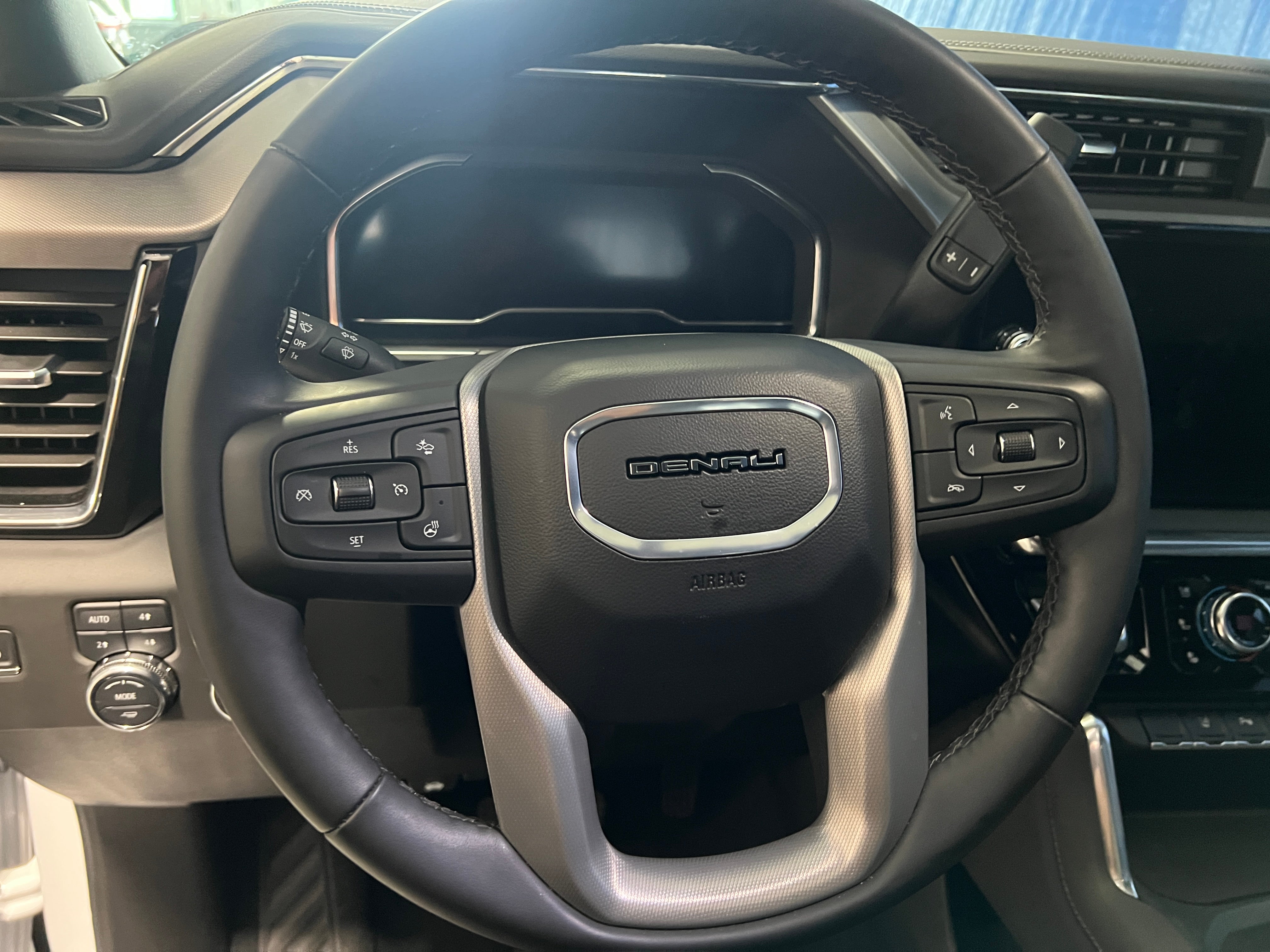 gmc sierra 2500hd 2025 1GT4URE78SF290066 image gmc sierra 2500hd 2025 1GT4URE78SF290066 image